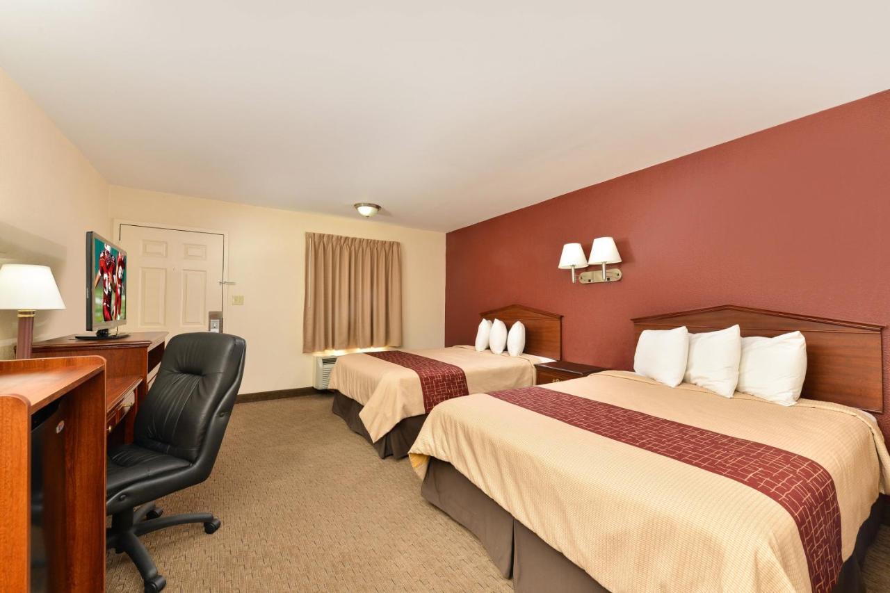Red Roof Inn Далтон Екстер'єр фото